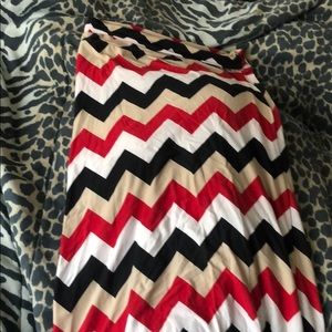 Beautiful maxi skirt super soft !